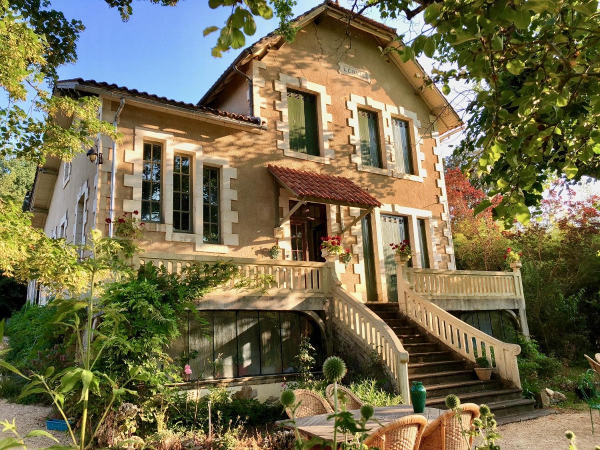 Villa Leovil Saint-Pompont ภายนอก รูปภาพ