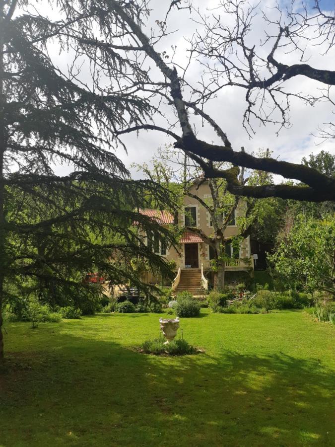 Villa Leovil Saint-Pompont ภายนอก รูปภาพ